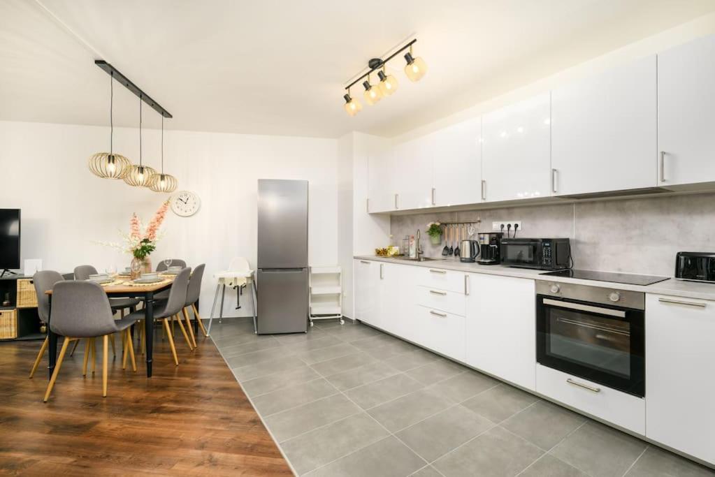 Erkel Luxury Home Budapest Luaran gambar
